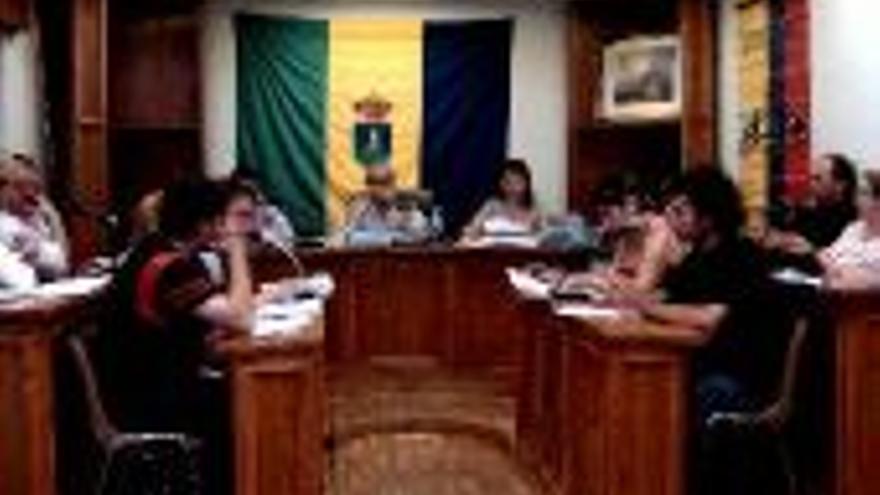 El pleno de Jaraíz aprueba pedir un crédito con el voto en contra del PP