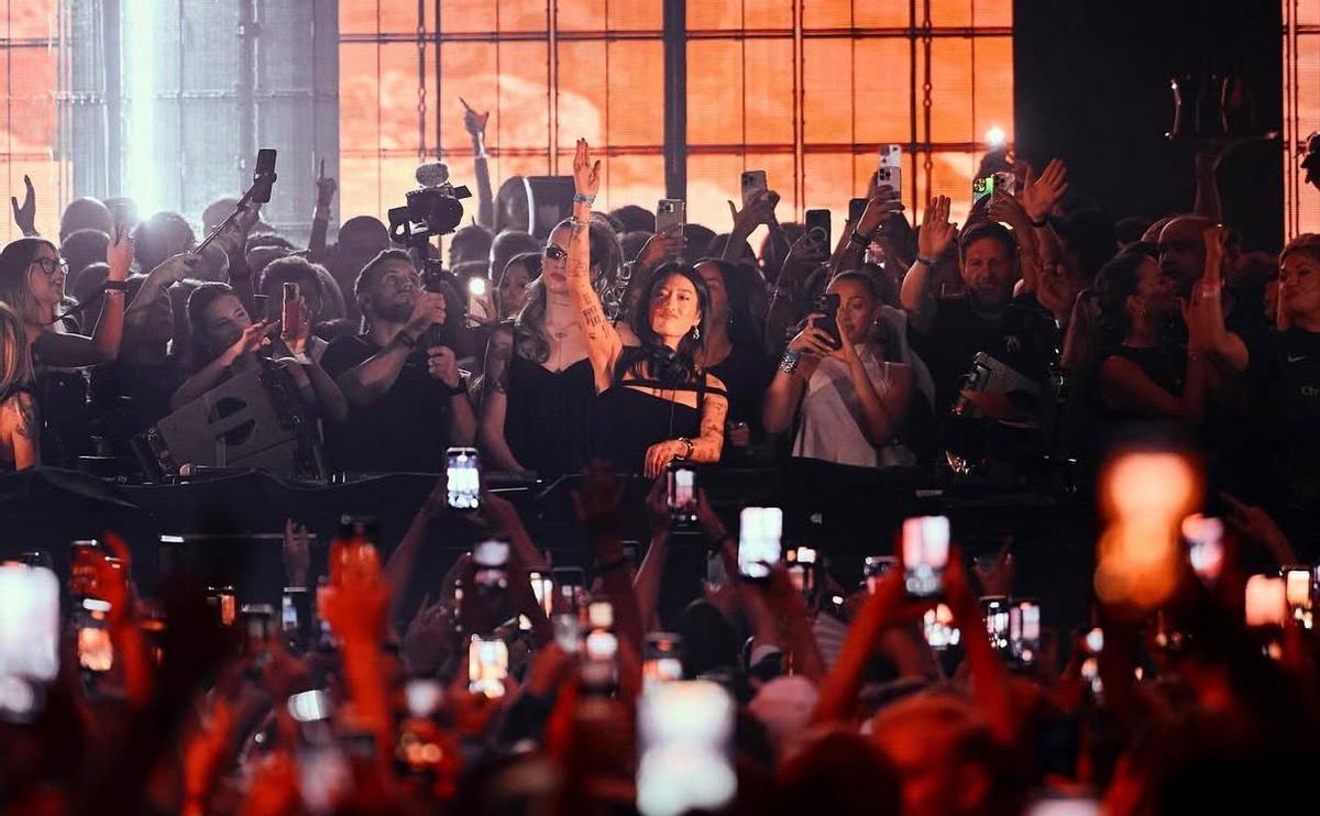 Peggy Gou en el closing de [UNVRS] en 2025