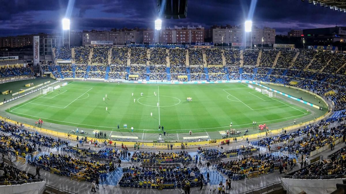 Imagen panorámica del encuentro entre Las Palmas y el Dépor.