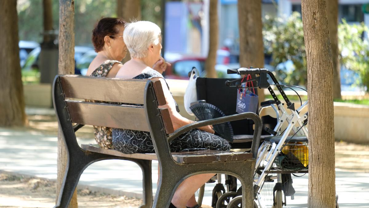 Las personas mayores forman partel del grupo de riesgo más sensible a los efectos de este gas