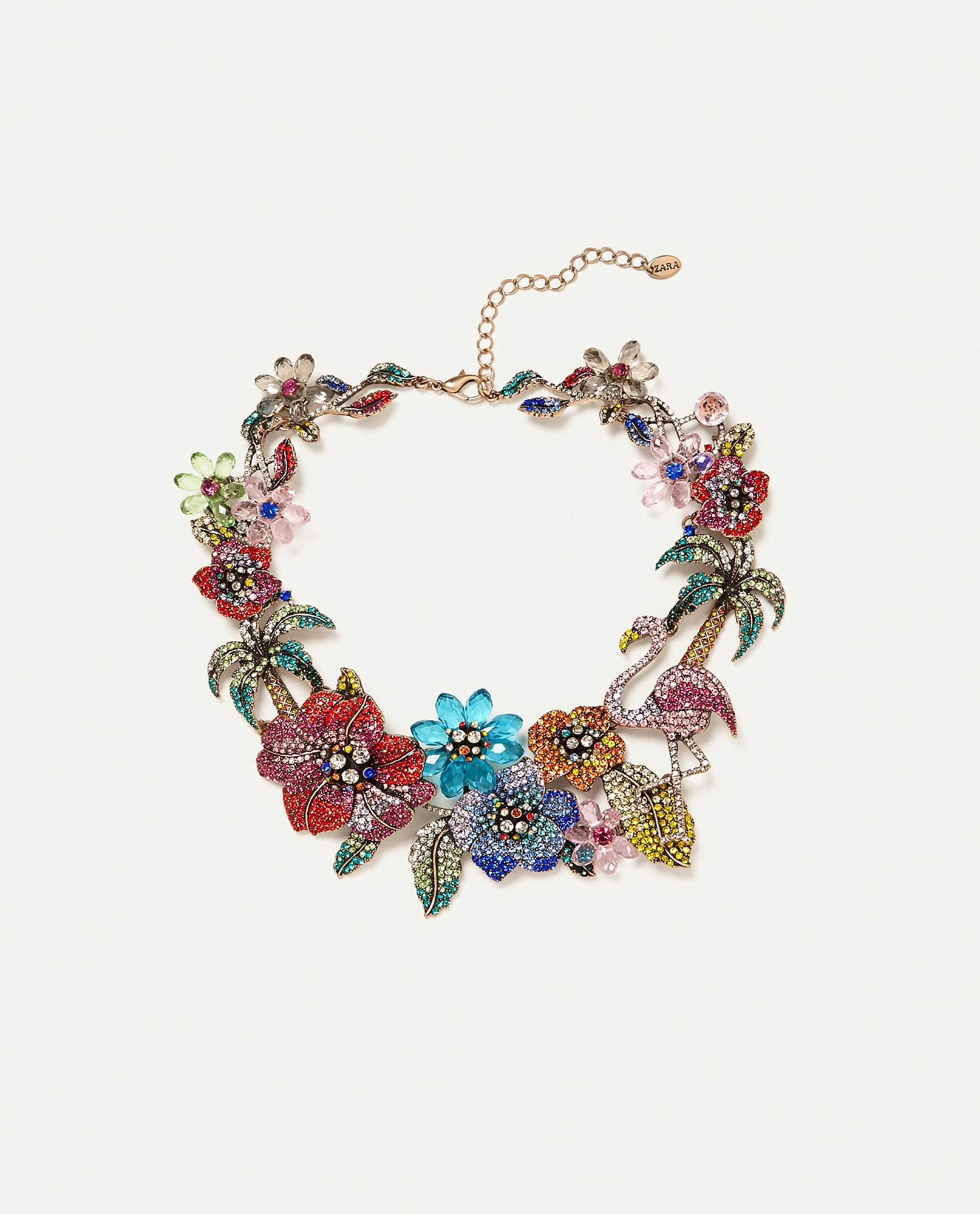 Joyería de verano: collar de flores