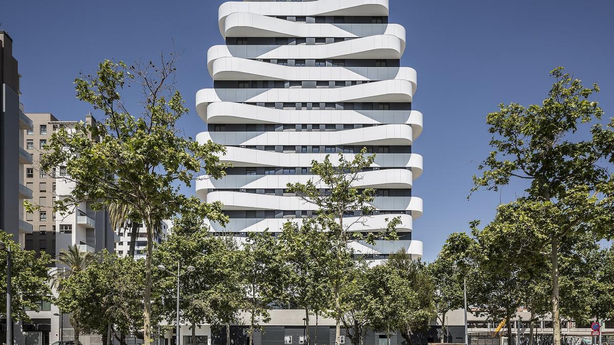 Infografía de la obra finalizada Saler Homes, junto a la Ciudad de las Artes y las Ciencias.