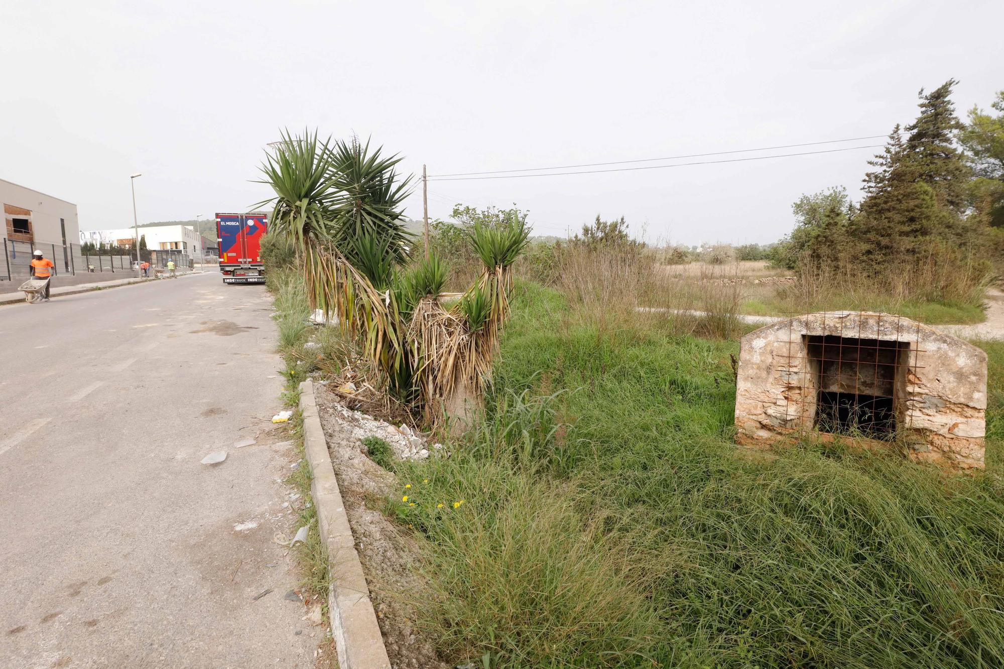 El limbo de abandono del polígono de Montecristo de Ibiza