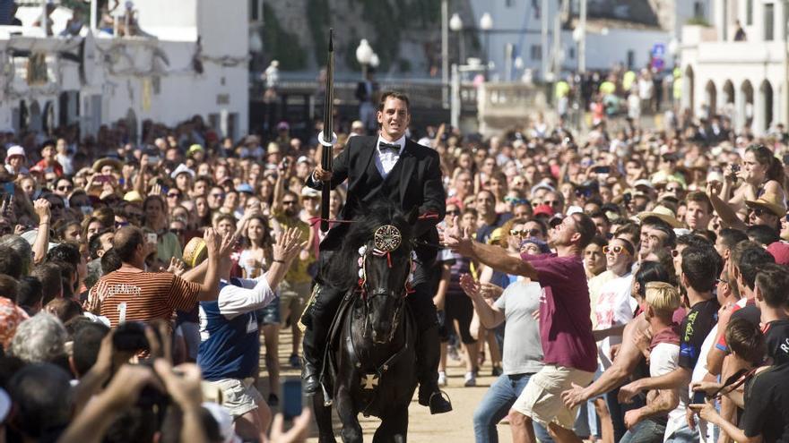 Mujeres y Sant Joan de Ciutadella: escándalo por las declaraciones del portavoz de ‘Salvem Sant Joan’