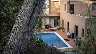 Airbnb aconseja a los propietarios que no anuncien las piscinas en sus alojamientos turísticos