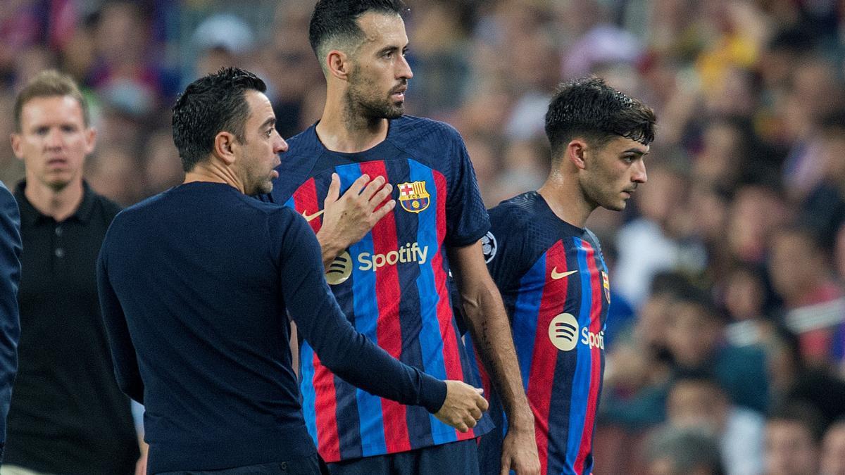 Xavi, Busquets y Pedri