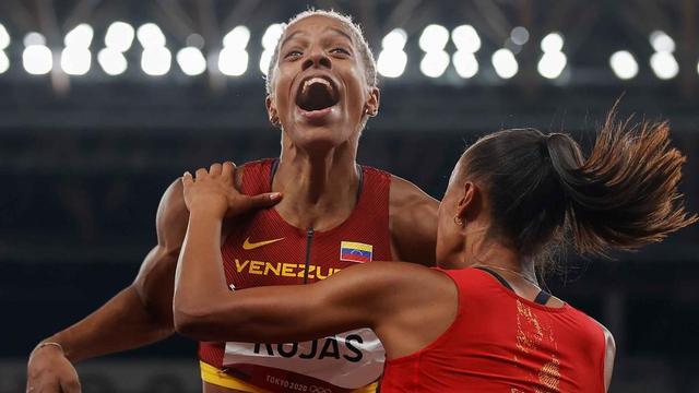 Ana Peleteiro y Yulimar Rojas, bronce y oro en Tokio