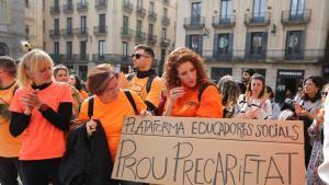 El sector social de Catalunya va a la vaga aquest dijous per denunciar la seva precarització i reclamar millors salaris
