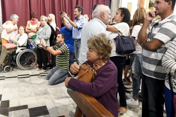 14-10-19 GRAN CANARIA. IGLESIA DE SANTA MARIA DE GUIA. SANTA MARIA DE GUIA. La Virgen del Pino en la Iglesia de Santa Maria de Guía. Fotos: Juan Castro.  | 14/10/2019 | Fotógrafo: Juan Carlos Castro