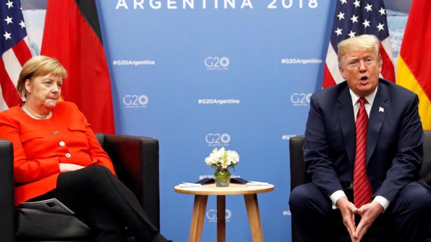 Una imagen de Merkel y Trump durante una reuniÃ³n.