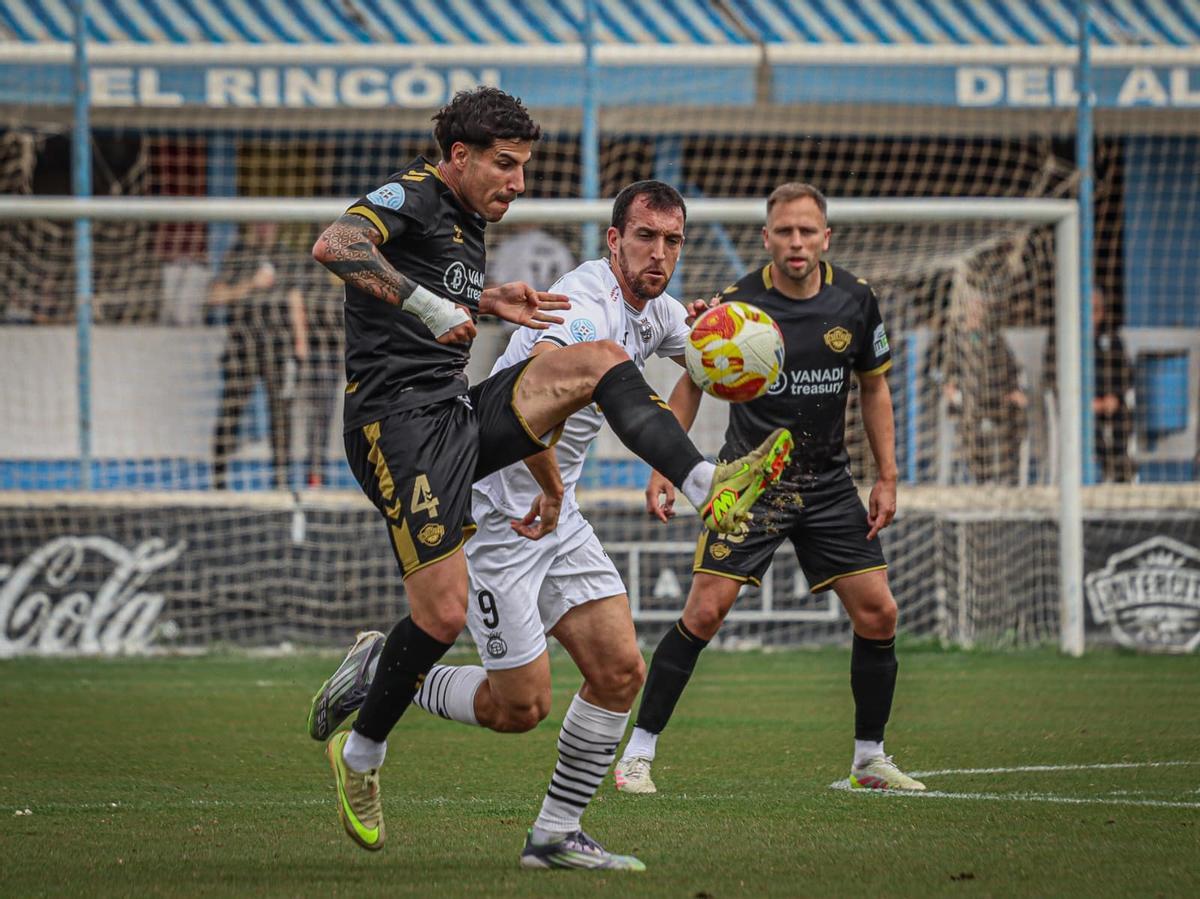 El Intercity no pudo sumar punto alguno en el Antonio Solana contra el Conquense.