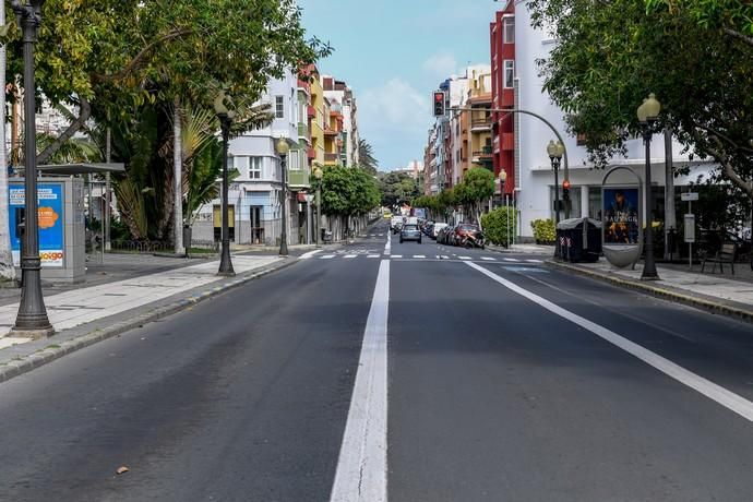 25-03-20 LAS PALMAS DE GRAN CANARIA. CIUDAD. LAS PALMAS DE GRAN CANARIA. Recorrido por la ciudad para vera su desolación.   Fotos: Juan Castro.  | 25/03/2020 | Fotógrafo: Juan Carlos Castro