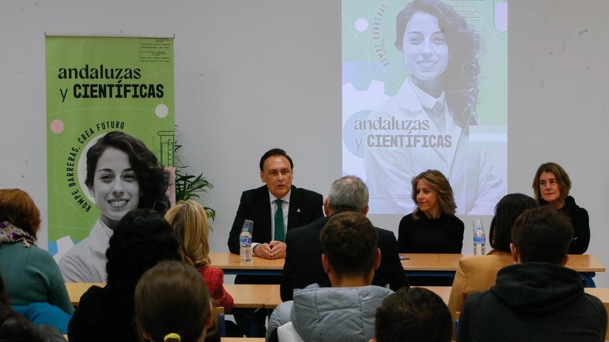 La Junta pone en marcha una campaña para visibilizar a las mujeres científicas y promover la investigación