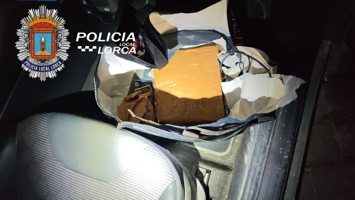 Parte de la droga incautada.