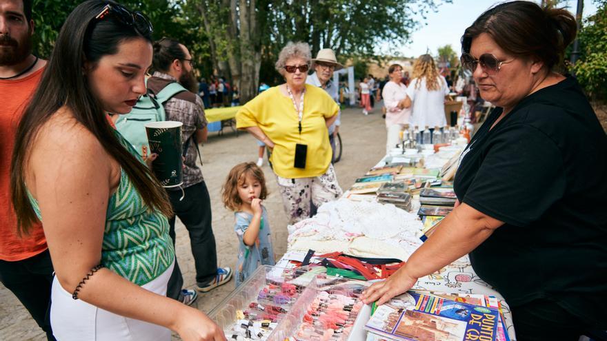 Paella y música en la primera cita del ‘Aguas Vivas Fest’