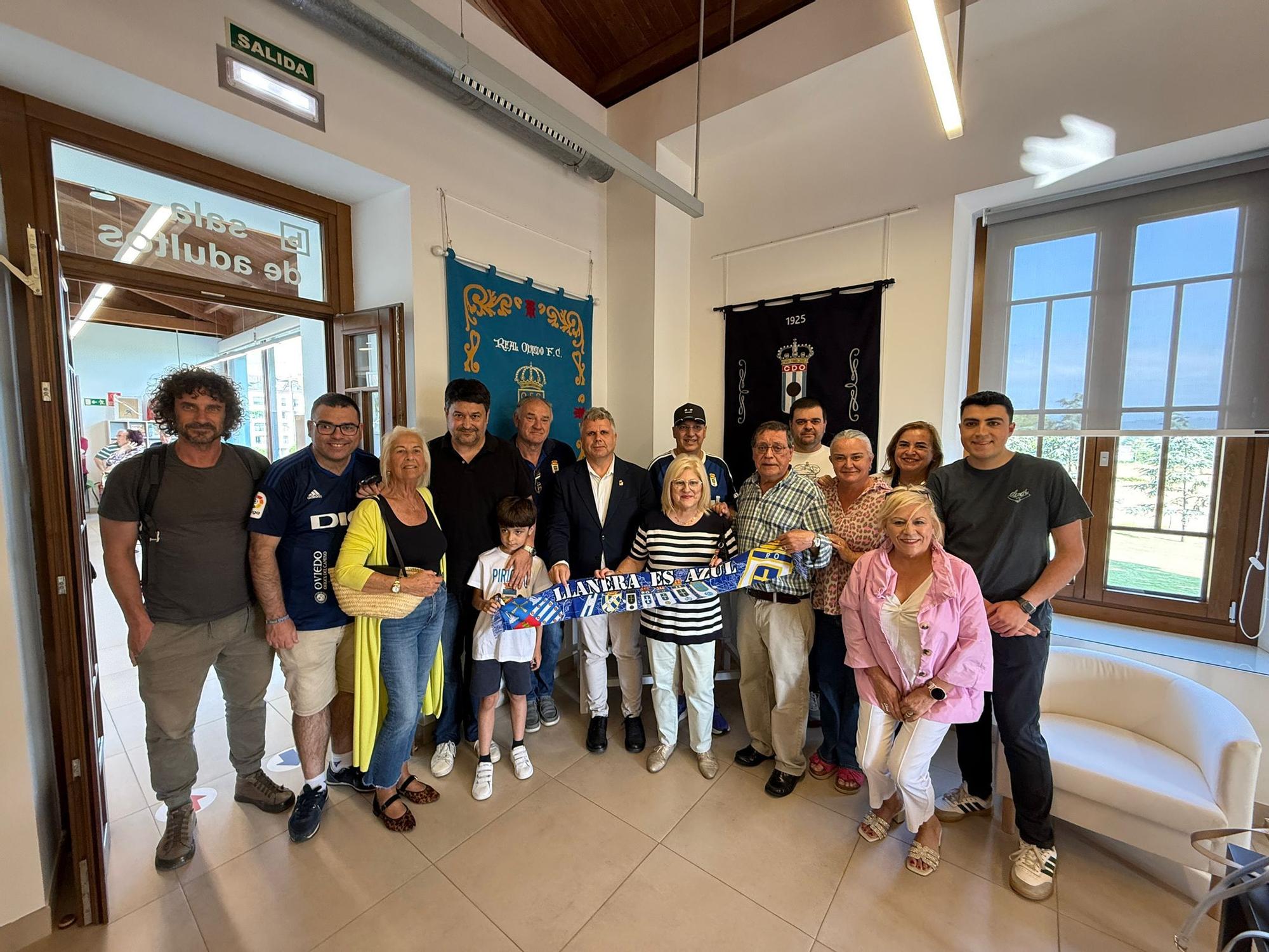 Así fue la inauguración de la exposición Fundadores del Real Oviedo en Lugo de Llanera
