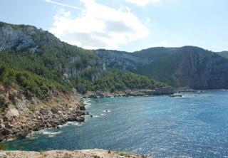 Imaginario de Ibiza : La soledad inabarcable de  Cala d’Albarca