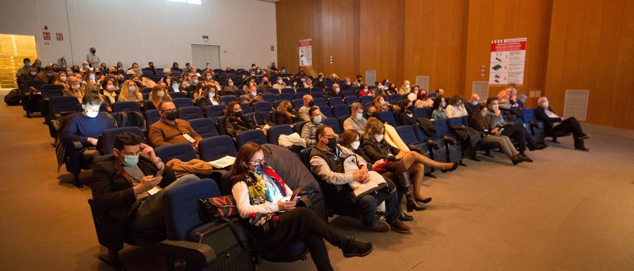 Público asistente al congreso, celebrado en el auditorio de Cas Serres. | V.M.
