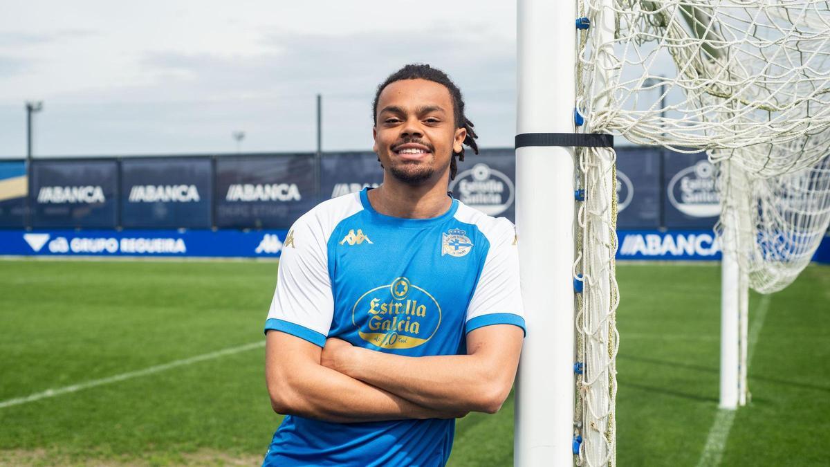 Lucas Noubi: "Quiero marcar en una de las 12 finales que nos quedan y dedicárselo a mi madre"