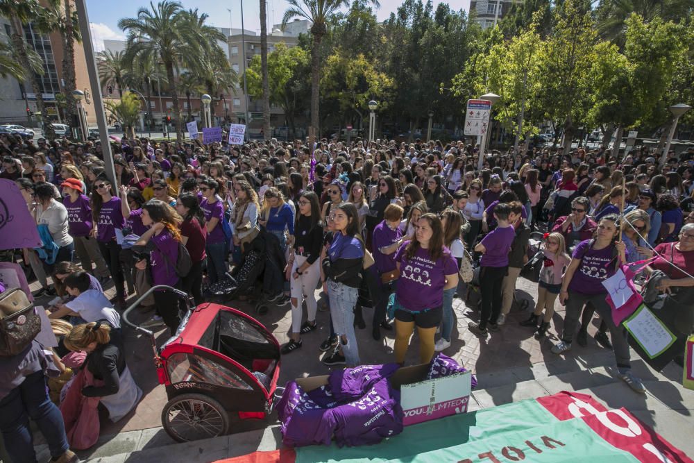 Así ha celebrado Elche el 8M