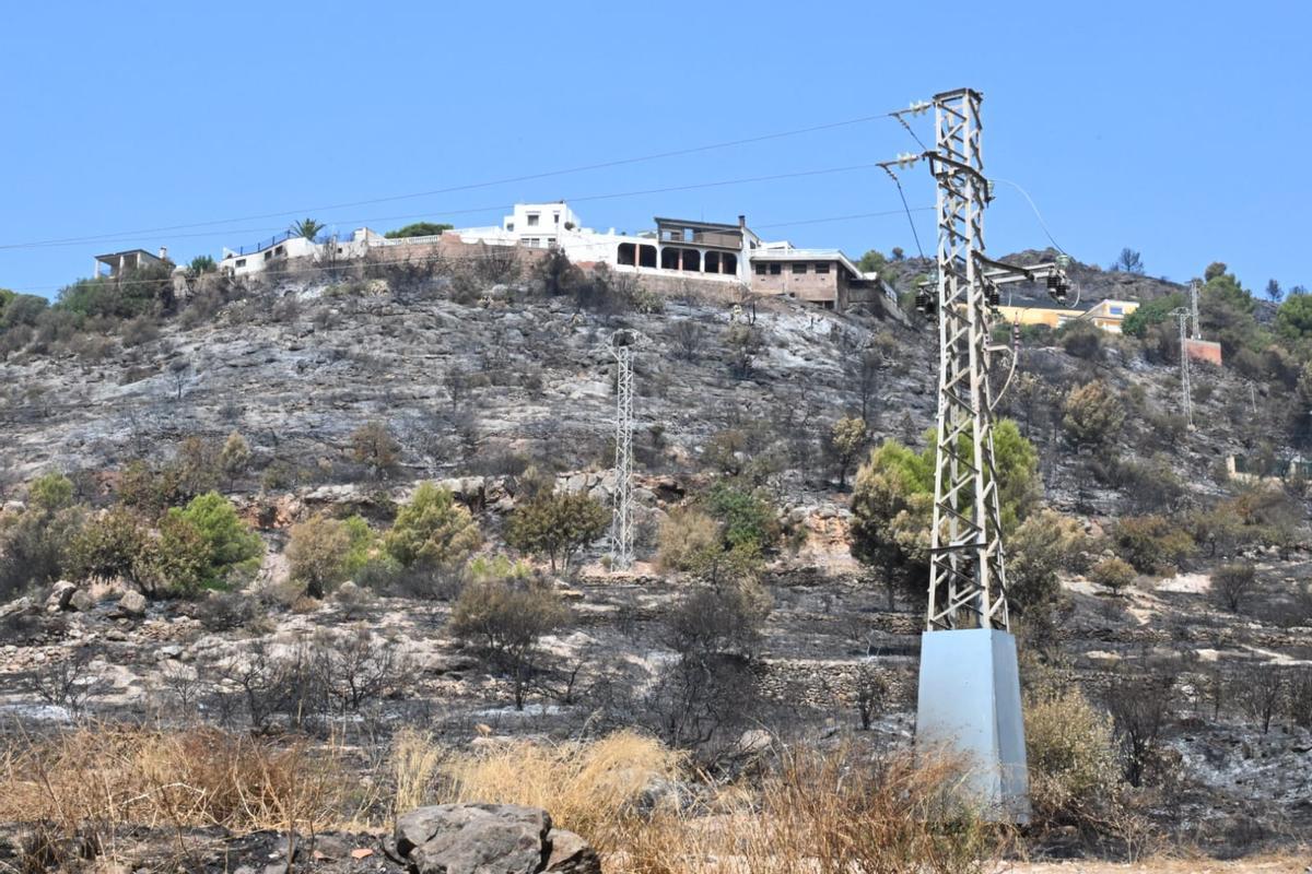 Vista desde el pie del Monte Zamora, donde se encuentra la casa de Fernando junto a medio centenar de propiedades más.