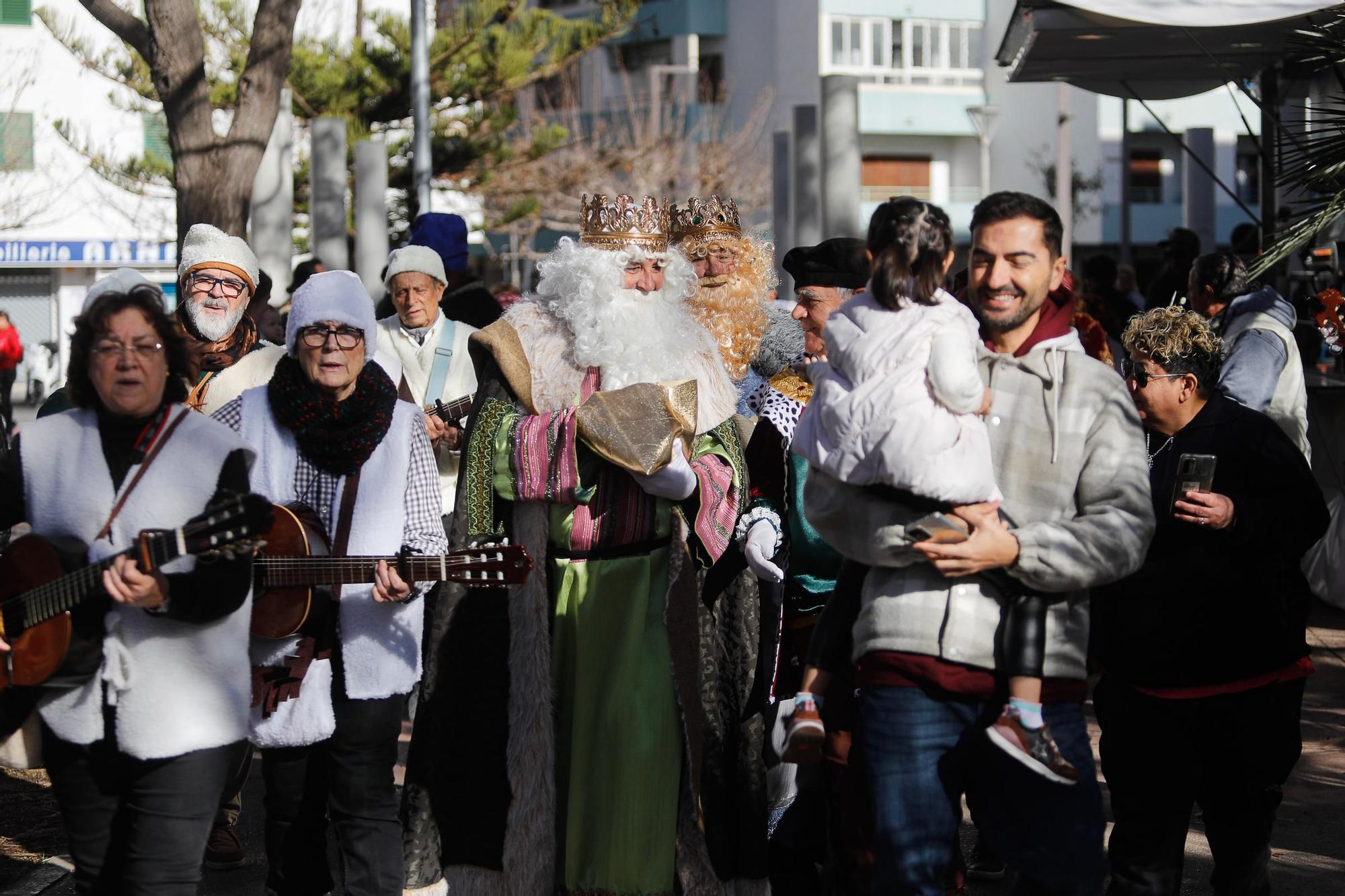 Cabalgata de Reyes en el barrio ibicenco de es Clot (2024)