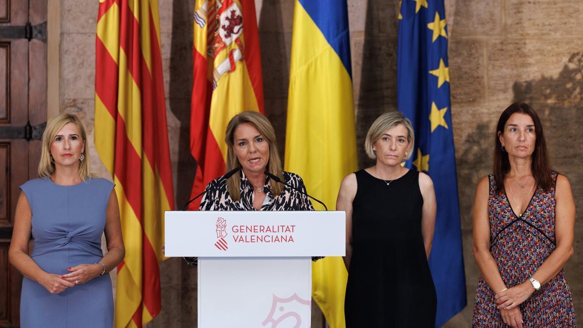 Camarero interviene en el Palau de la Generalitat junto a Salomé Pradas, Elisa Núñez y Ruth Merino