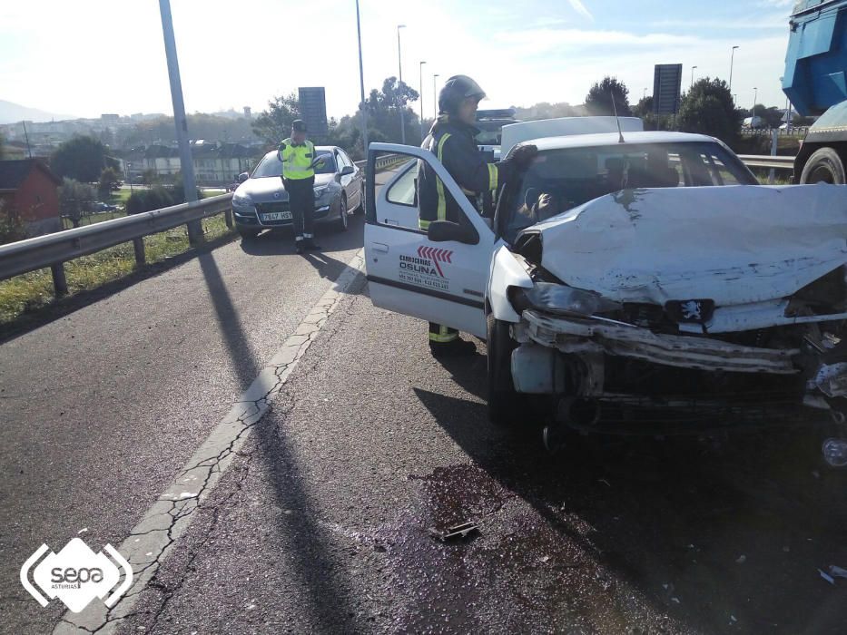 Accidente múltiple a la entrada de Avilés