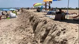 Sagunt urge a Medio Ambiente para poder rebajar cuanto antes los escalones de arena en su litoral norte