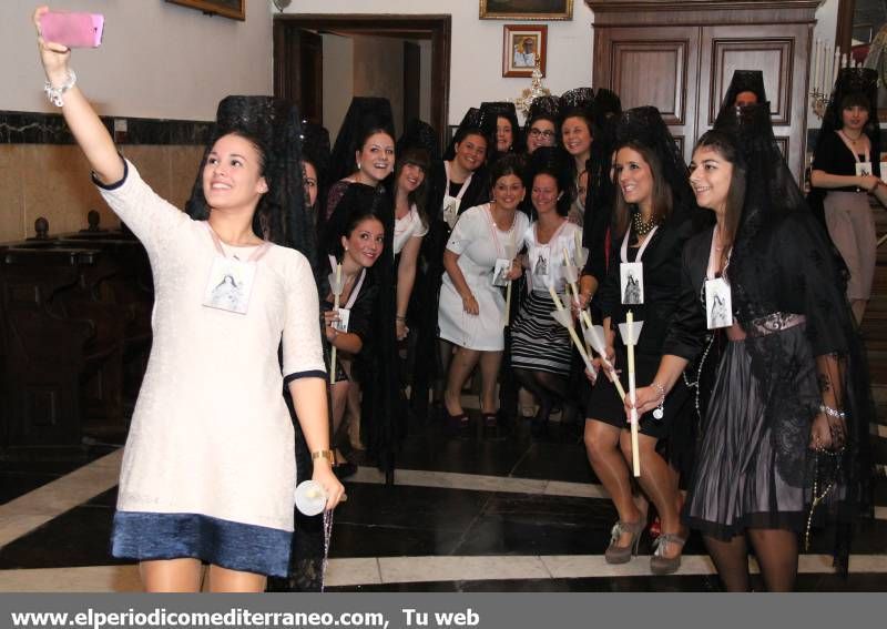 GALERÍA DE FOTOS -- Las rosarieras celebran una solemne procesión en Vila-real