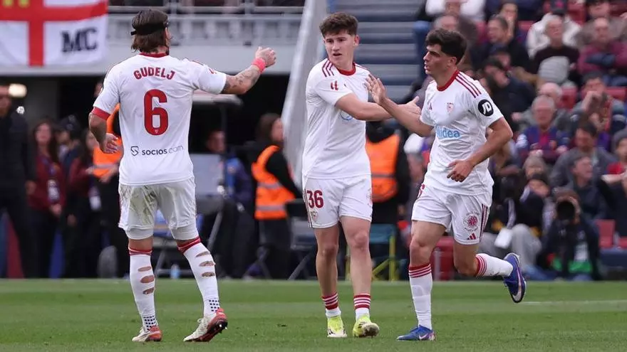 ¡Oso aprovechó el desmarque en el área para dar el primer gol al Sevilla!