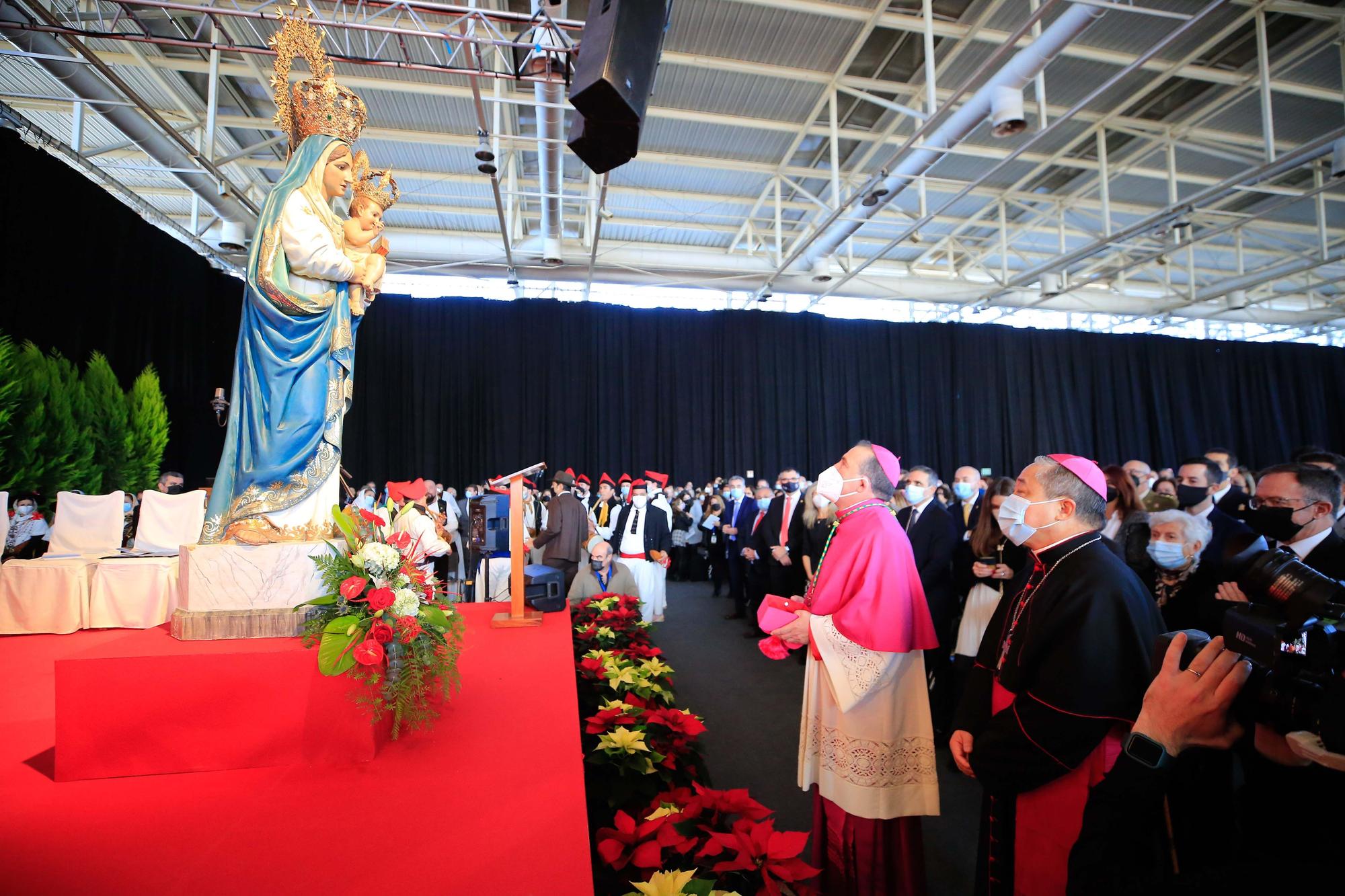 Ordenación del obispo en el Recinto Ferial