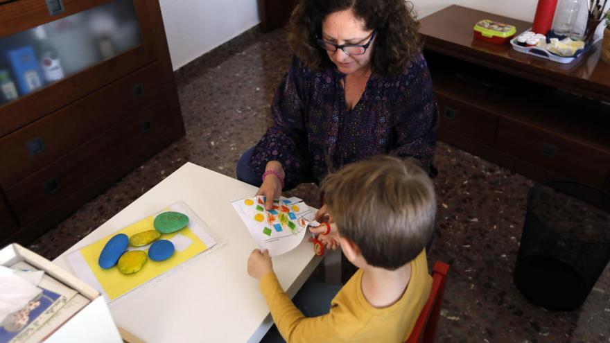 Cambian a los maestros que dan clase a domicilio a niños enfermos