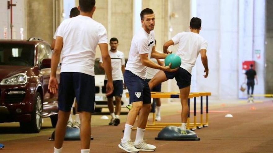 Ignacio Camacho continúa entrenando con el Málaga CF