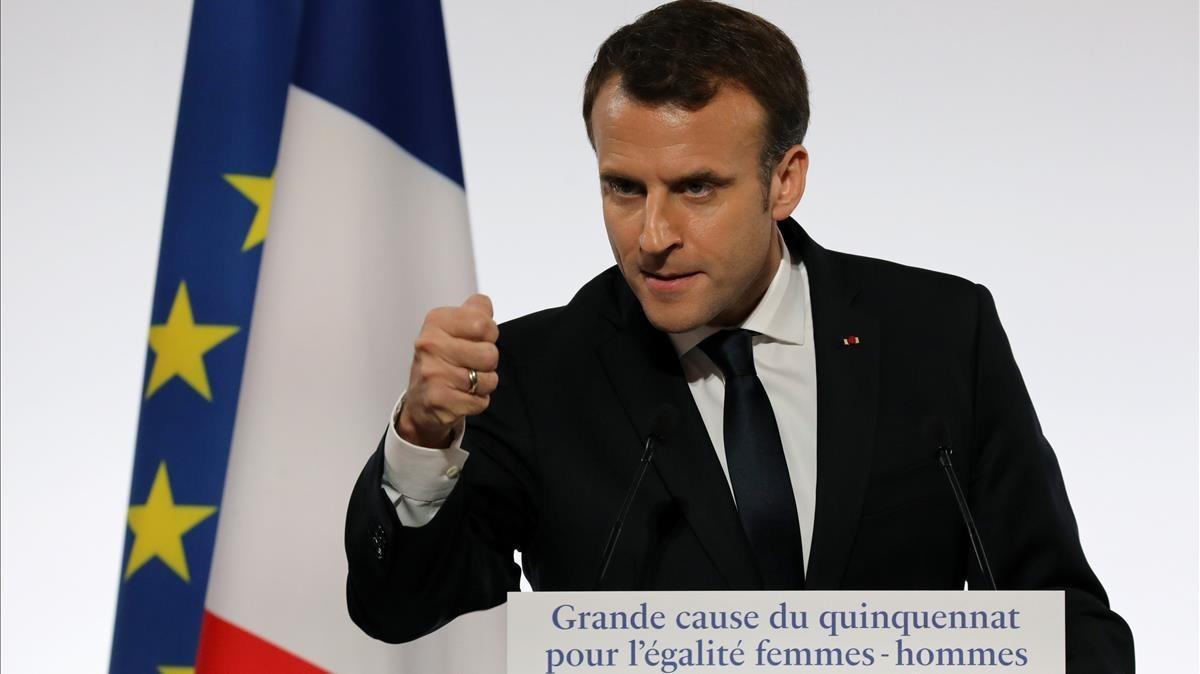 mbenach41077016 french president emmanuel macron delivers a speech during th171125173916