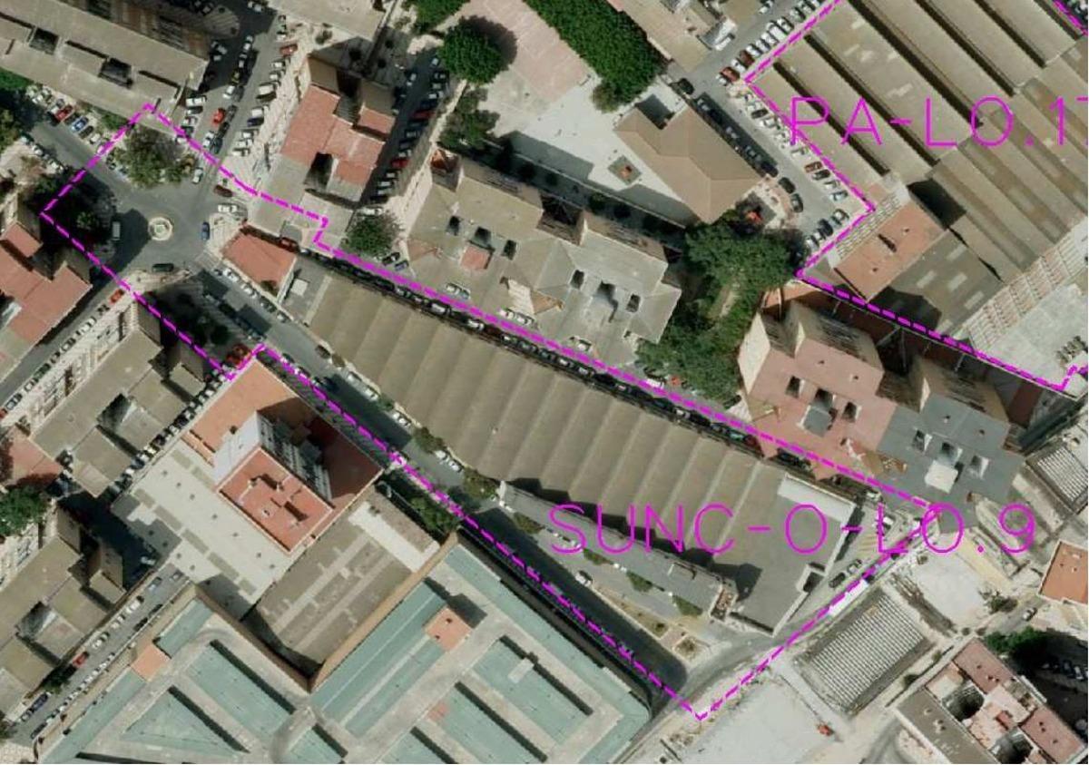 Identificación y localización de la parcela que en el futuro mezclará vivienda, uso comercial y reordenación del espacio público.