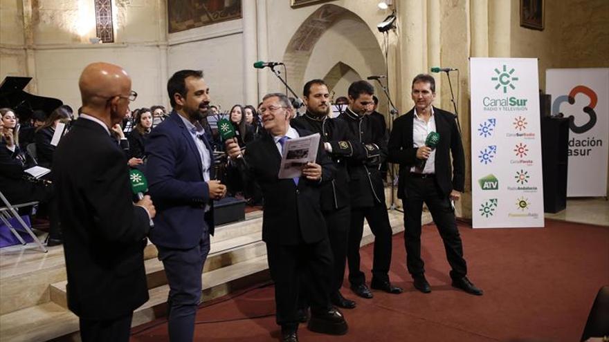 Puesta de largo de ‘Paso a paso’ desde la iglesia de la Magdalena