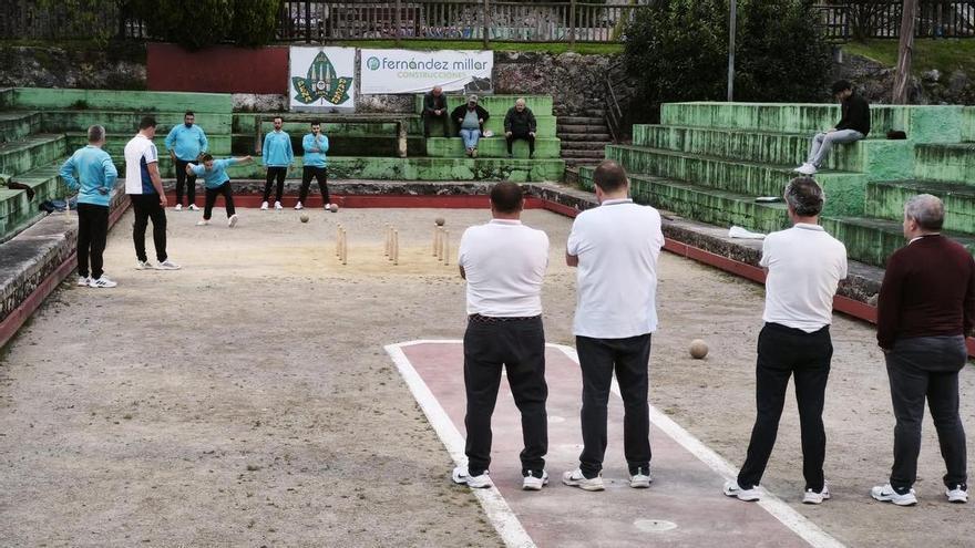 Séptima jornada del campeonato de Asturias de bolo palma: Colombres se acerca al liderato y Cué resiste en cabeza