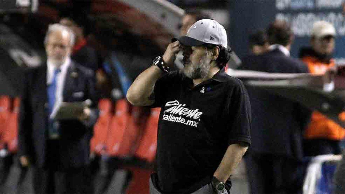 Maradona no consiguió el ascenso con los Dorados en México