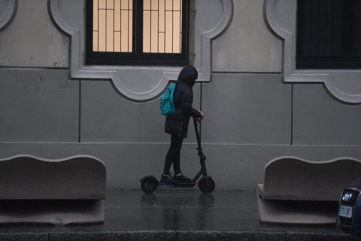 Usuario de patinete eléctrico