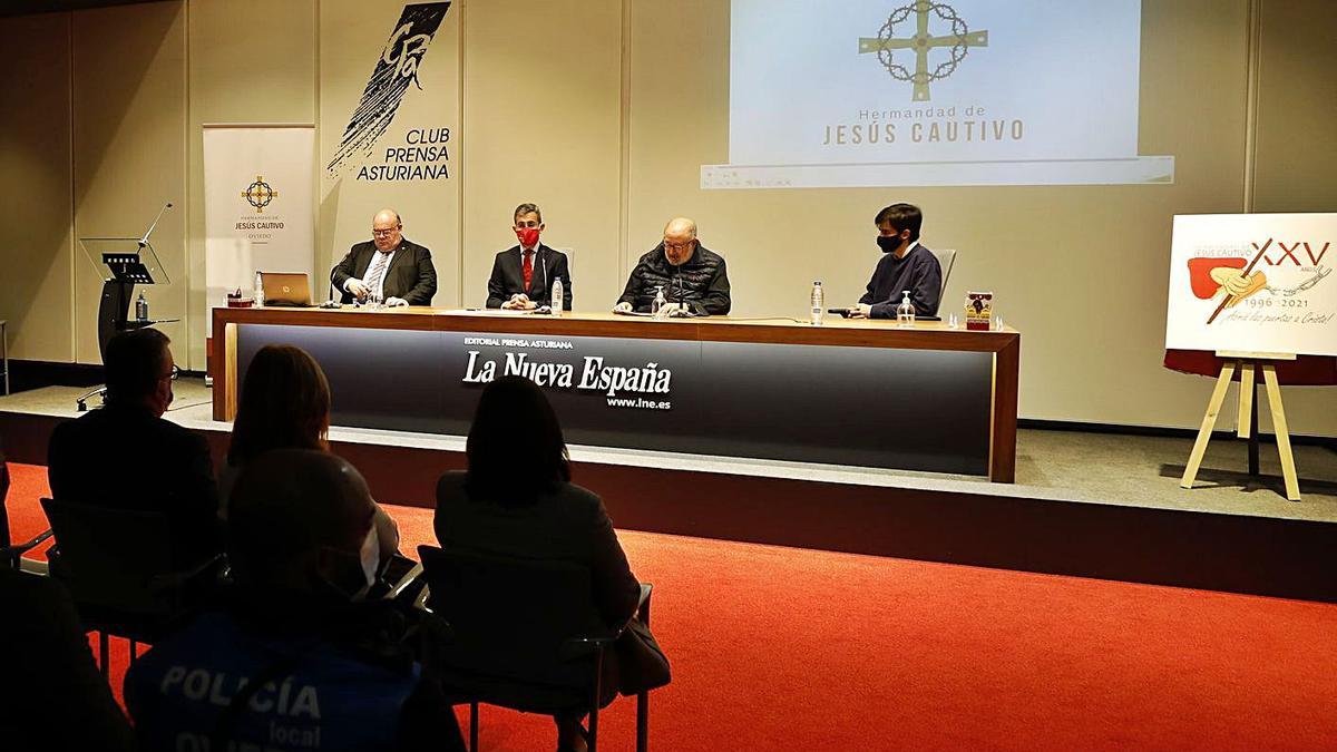 De izquierda a derecha, José María Varas, Francisco Alperi, Francisco Javier Suárez y Álvaro Otonín. | Luisma Murias