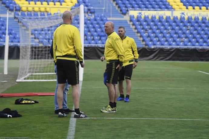 DEPORTES 05-03-19  LAS PALMAS DE GRAN CANARIA.  Primer entrenamiento de Pepe Mel. FOTOS: JUAN CASTRO