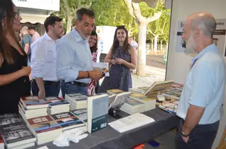 GALERÍA| La XXVI Feria del Libro de Benavente ya en marcha