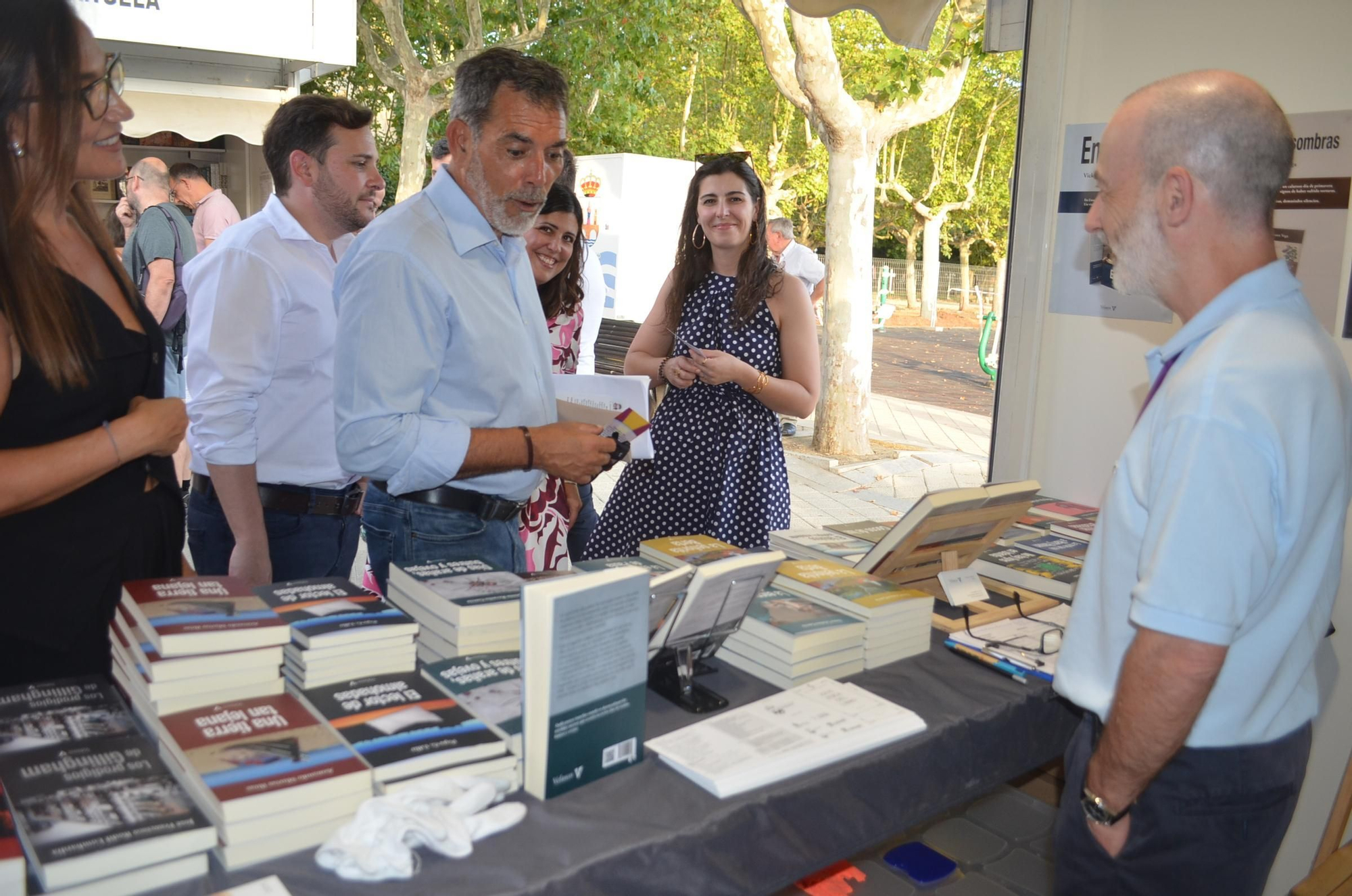 GALERÍA| La XXVI Feria del Libro de Benavente ya en marcha