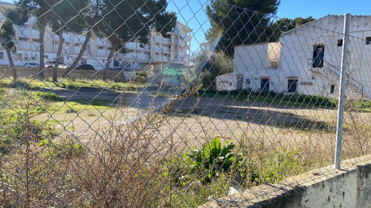 Solar del futuro centro de día de Santa Ponça