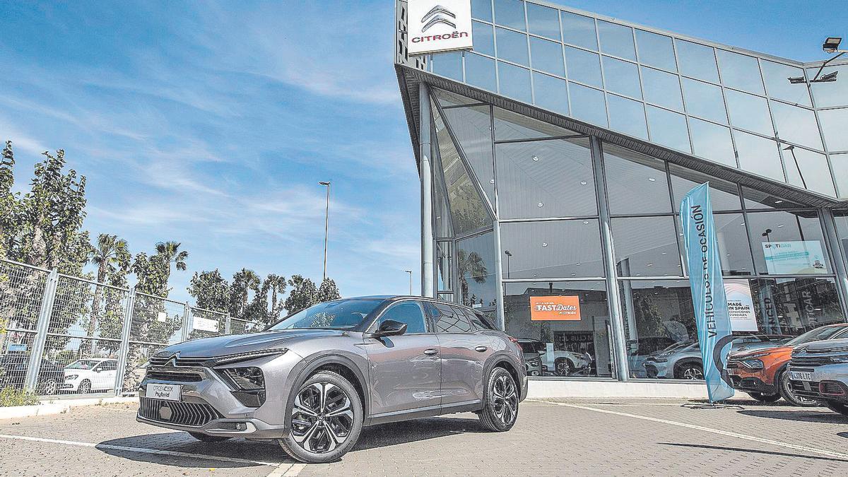 Prueba Citroën C5 X 2024, Precio y Opinión