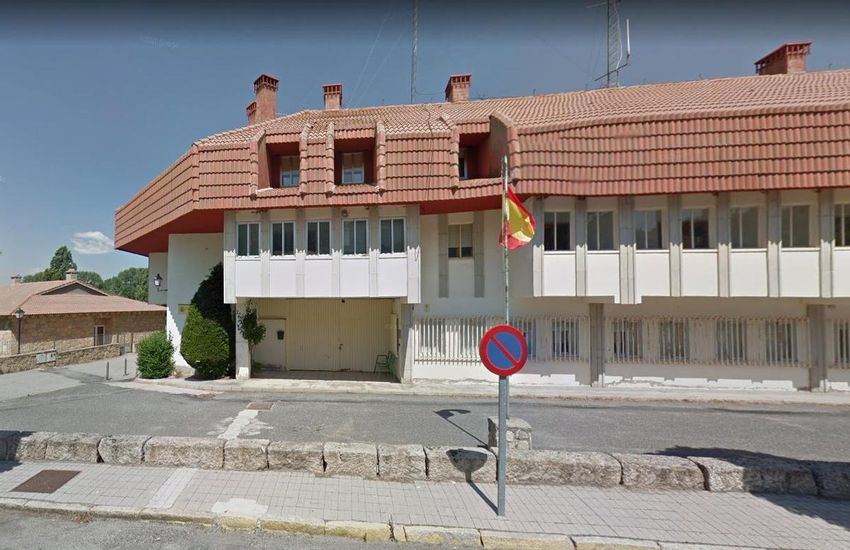 Casa cuartel de la Guardia Civil en Navarredonda de Gredos (Ávila) uno de los puntos donde arrancó la investigación del caso Cuarteles.