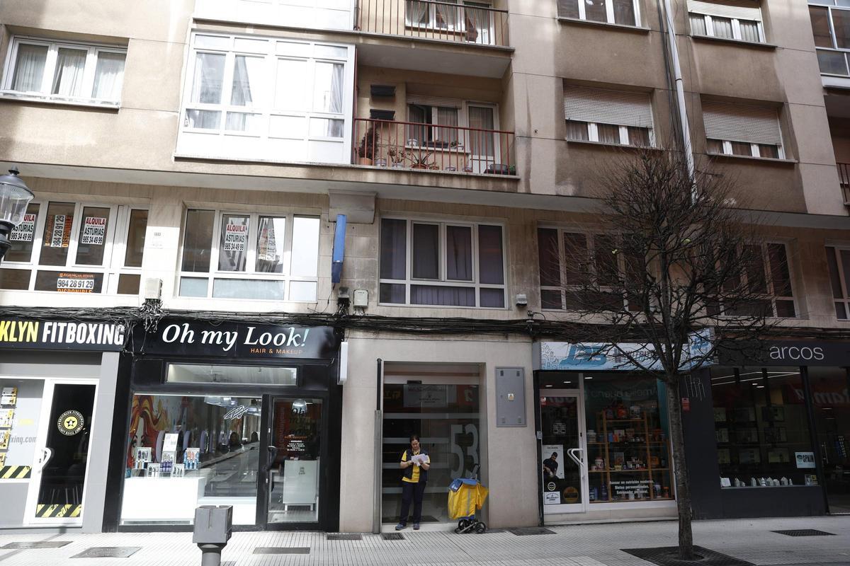 El inmueble que saldrá a subasta en el mes de mayo (primera planta).