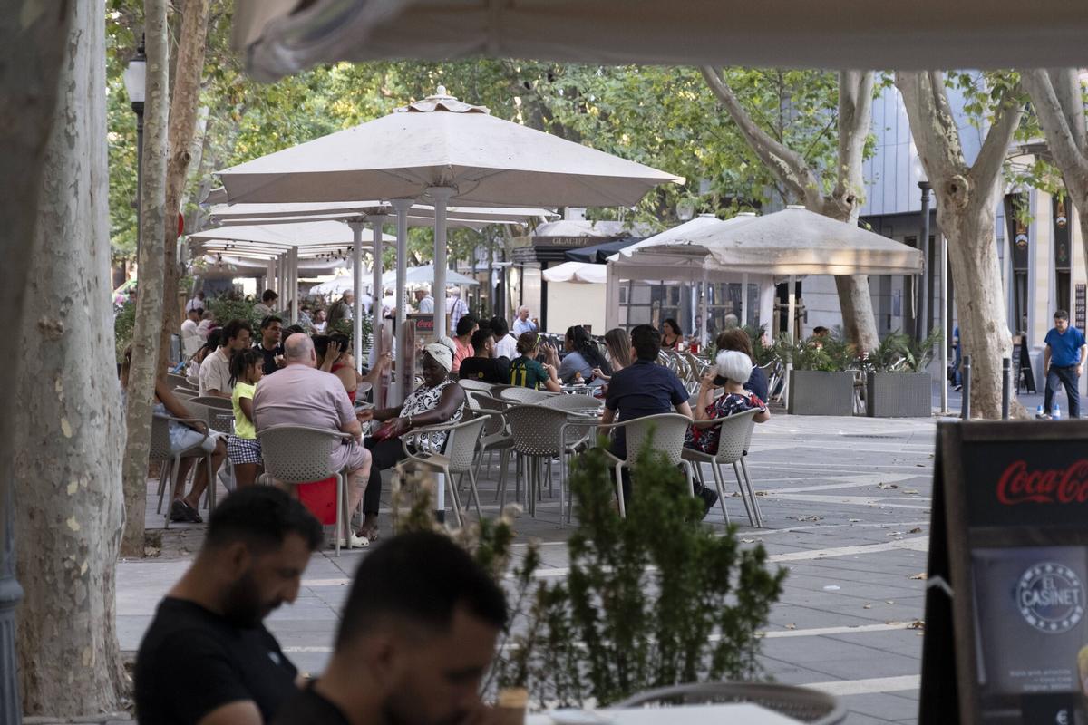 Així es va veure l'eclipsi des del centre de Manresa