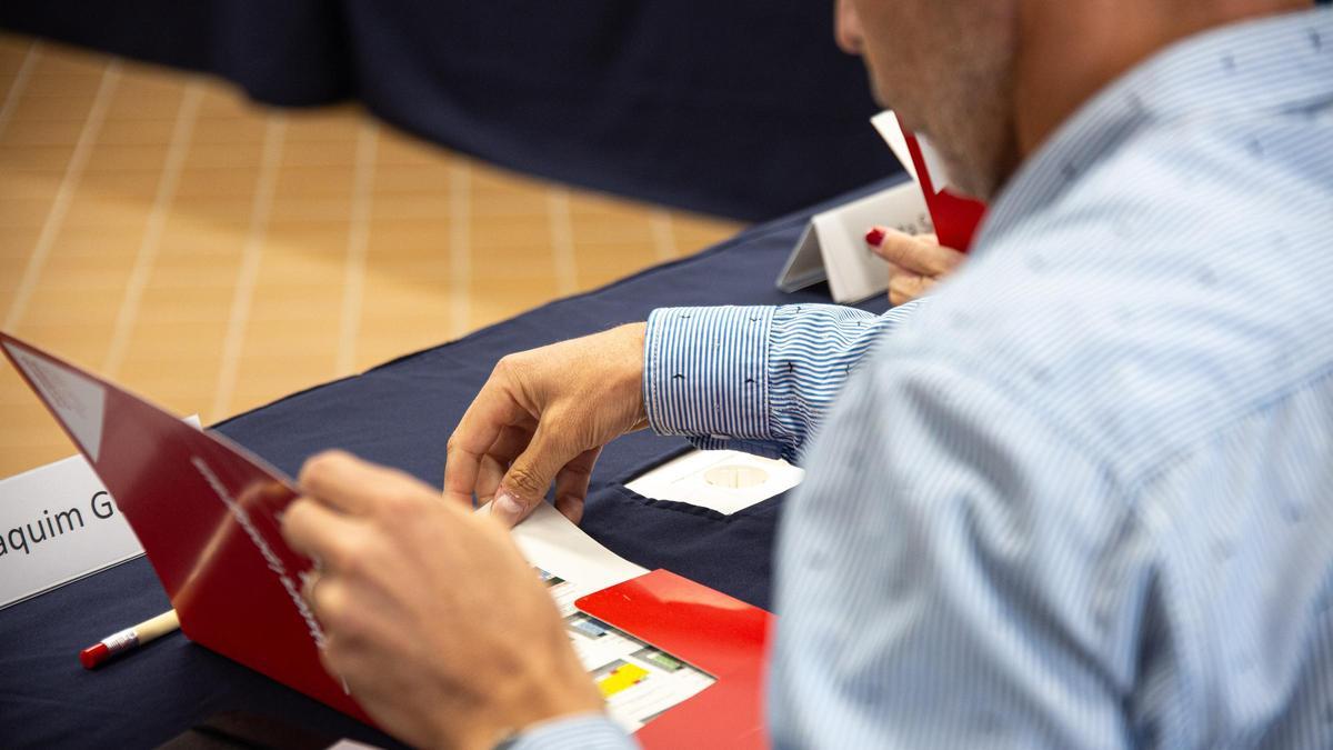 Un alumno durante la inauguración del curso del Executive MBA de la UVic-UCC